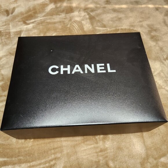 Chanel Dark Pink Clutch Bag 99568, Authentic - Picture 10 of 12